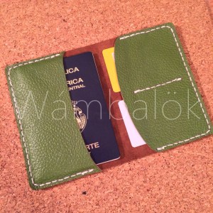 Porta pasaporte ya terminado.